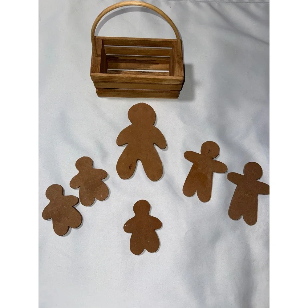 Primitive Gingerbread Family Christmas Decor Wooden Basket Rustic Folk Art Set‎